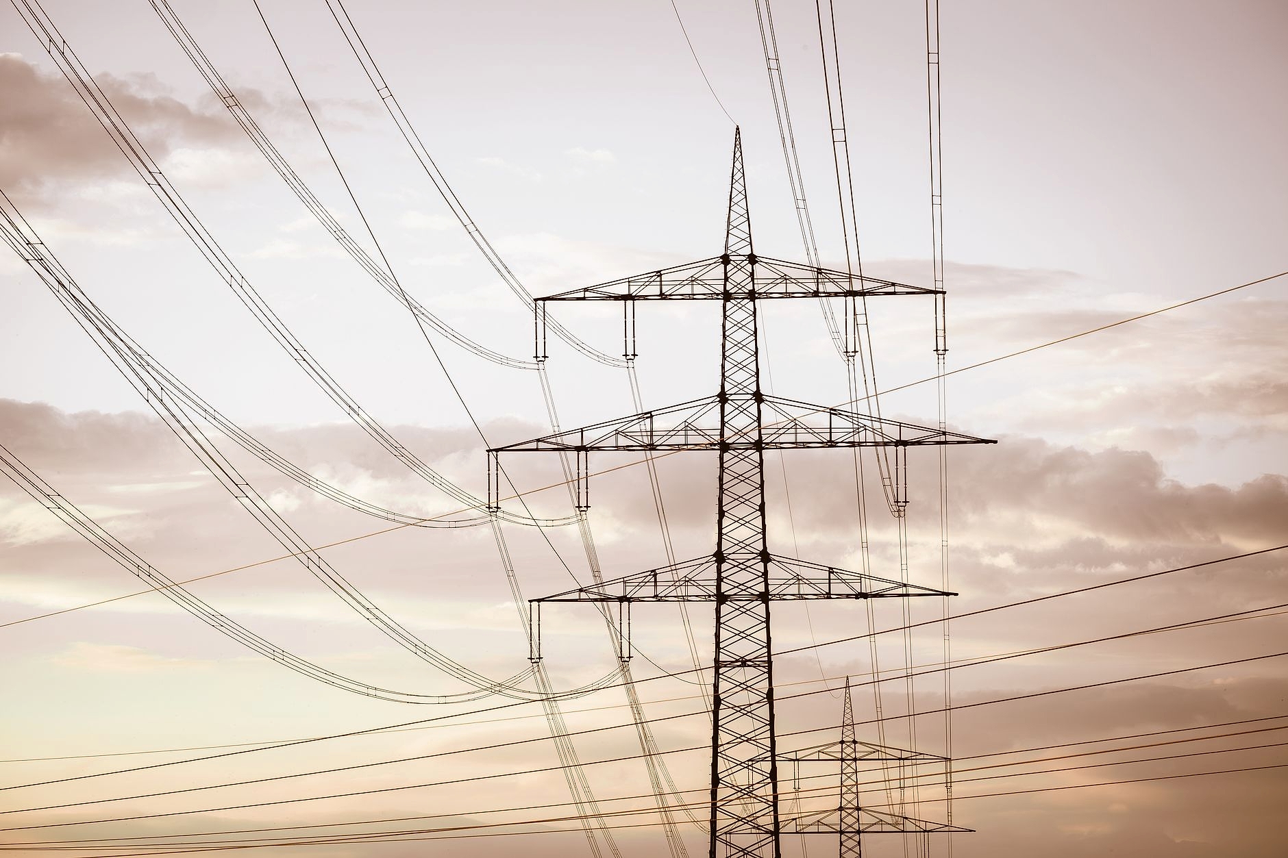 Illustration of an electricity grid connecting generation stations to homes in Ireland